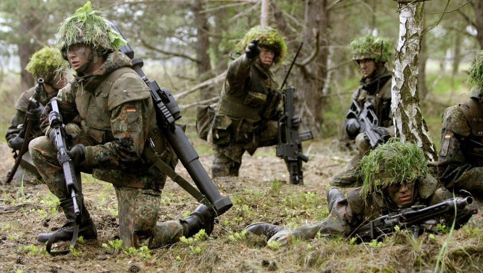 »Φρίκαραν» την πρώτη μέρα στο στρατό – »Καψώνια» σεξουαλικού περιεχομένου